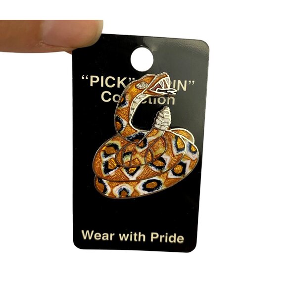 Diamondback Rattlesnake Snake Pin Lone Star Sales Western Desert Pin - Picture 3 of 6